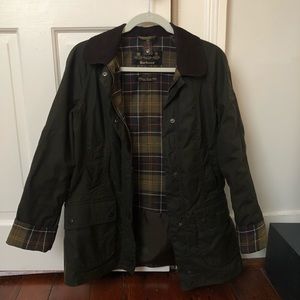 Barbour Beadnell Classic Olive Jacket
